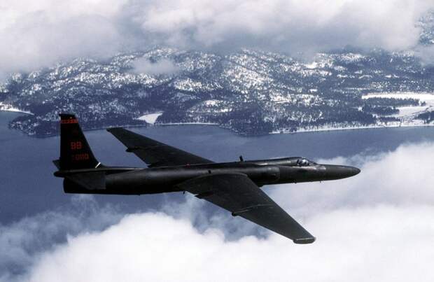 Самолёт-разведчик U-2 уходит на покой Самолёт-разведчик U-2 уходит на покой