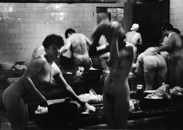 Традиция мужского и женского дня в бане родилась в России в середине XVII века.