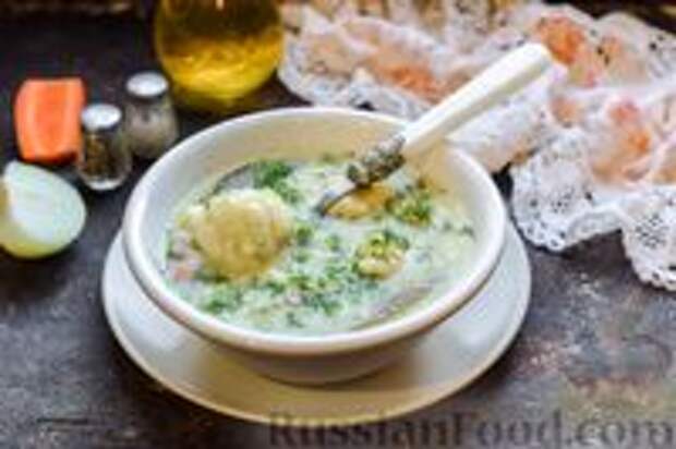 Фото к рецепту: Суп с рыбными фрикадельками и овощами