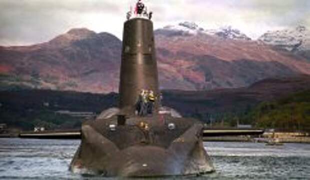 С 1998 года единственным компонентом ядерных сил Великобритании является группа ПЛАРБ «Трайдент». Группа состоит из четырех атомных подводных лодок типа «Вэнгард», базирующихся в Шотландии в Фаслейне