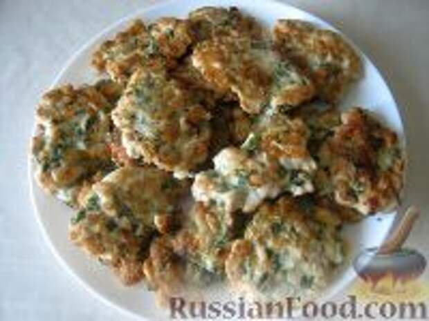 Фото к рецепту: Куриные оладьи с сыром на кефире