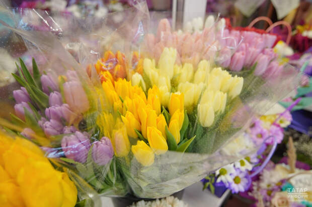 В Роспотребнадзоре дали рекомендации по выбору цветов к 8 Марта