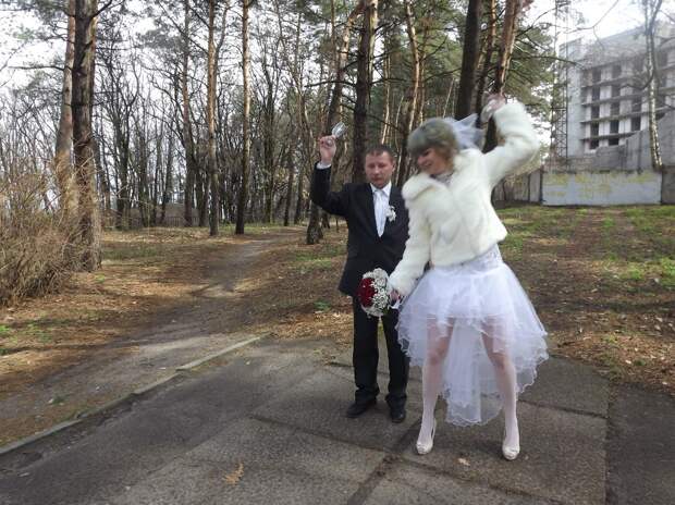 В - веселье