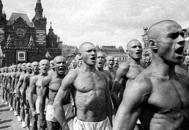 Советские физкультурники
