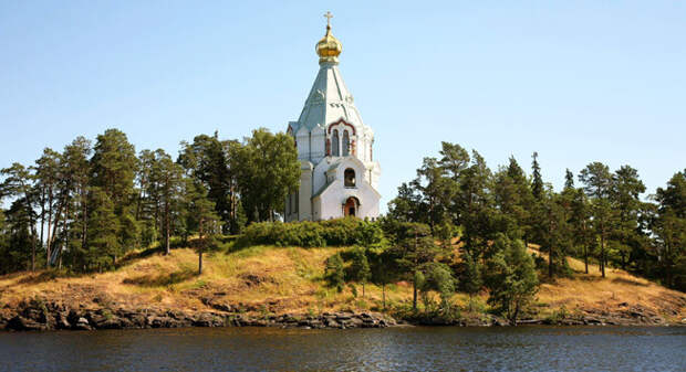 12 самых красивых островов России