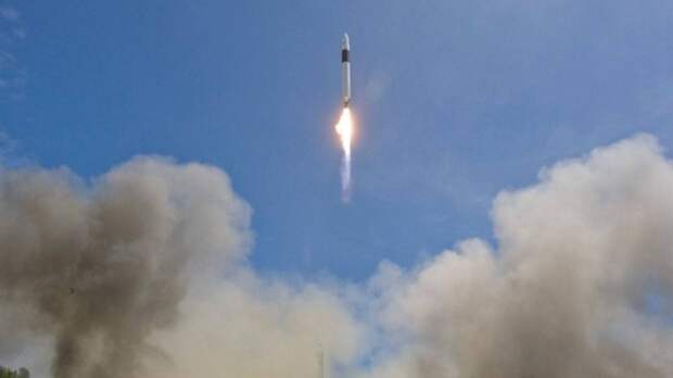 Южная Корея впервые запустила в космос свою ракету-носитель «Нури»