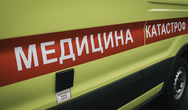 Автобус с детьми перевернулся на трассе в Карелии