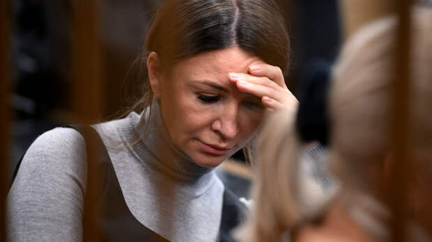 Блиновская подала в суд заявление с просьбой признать ее банкротом
