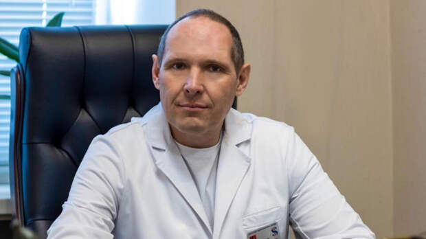 Главу Центра ментального здоровья обвинили в избиении матери и пьянстве