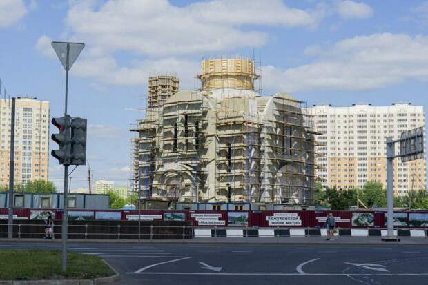 Храм в честь Покрова Пресвятой Богородицы в Некрасовке. Фото: официальная страница храма ВКонтакте