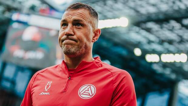 «Оренбург» — «Акрон»: Аванесян, Томпсон, Бистрович, Дзюба — в старте, Ду Кейрос, Марадишвили, Беншимол — в запасе