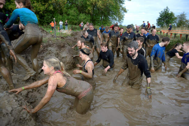 Суровые соревнования на выносливость Tough Mudder