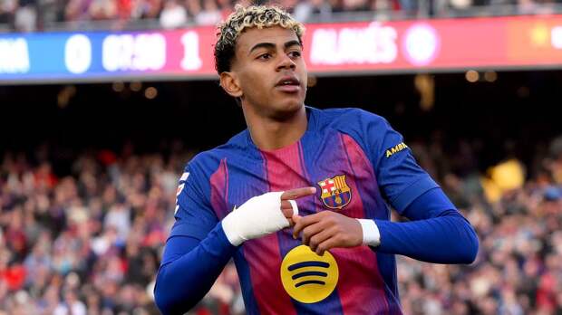 «Барселона» объявила стартовый состав на матч с «Овьедо»