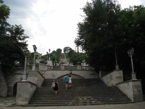 Стоит ли ехать в Крым? 