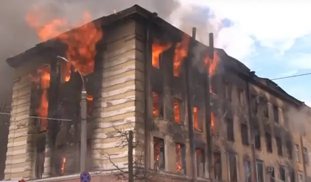 Власти Твери подтвердили гибель 17 человек при пожаре в оборонном НИИ в Твери