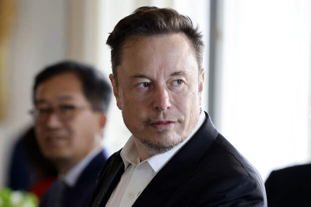 The Information: Илон Маск сорвал разработку дешевой версии электромобиля Tesla