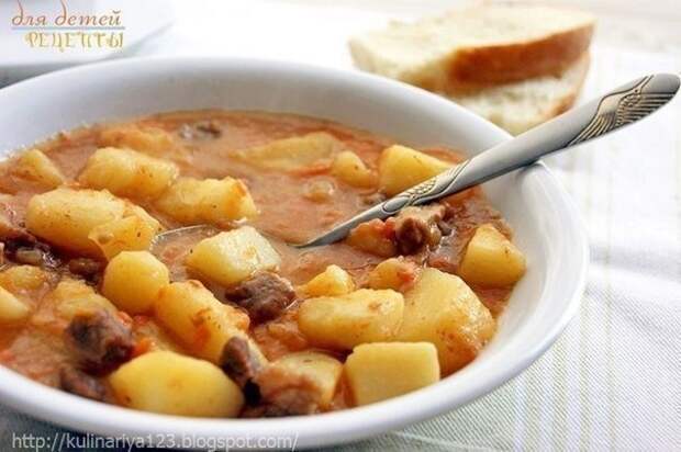Картошечка, тушенная с мясом (как в д/садике)
