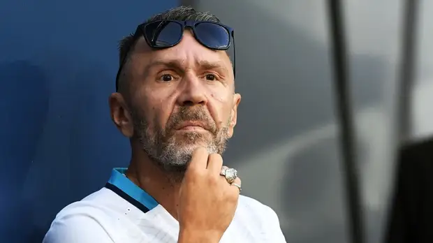 Шнуров и Собчак обменялись в соцсетях нецензурными стихами