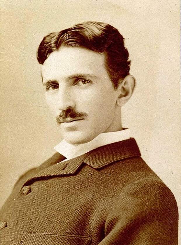 Тесла и Эдисон: как складывались отношения двух великих исследователей