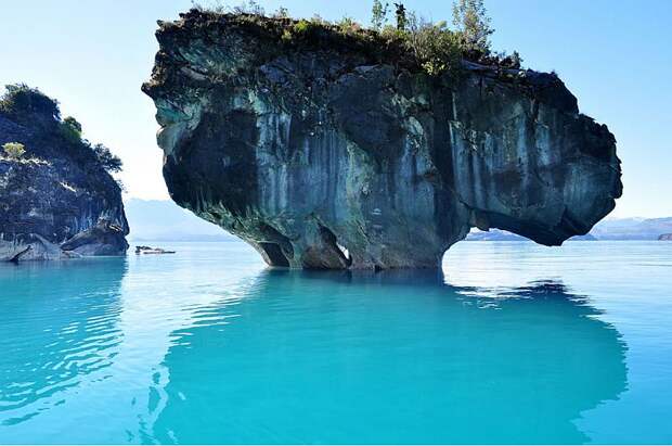 Мраморные пещеры (Las Cavernas de Marmol) в озере Хенераль-Каррера (lago General Carrera), Чили