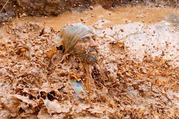 Ежегодная гонка по грязи Run Mud в Тель-Авиве