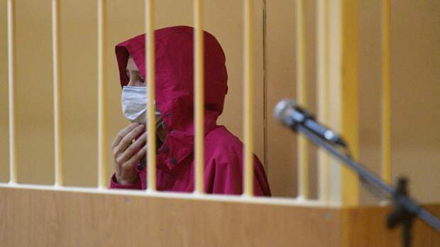 Суд продлил арест вдовы рэпера Картрайта