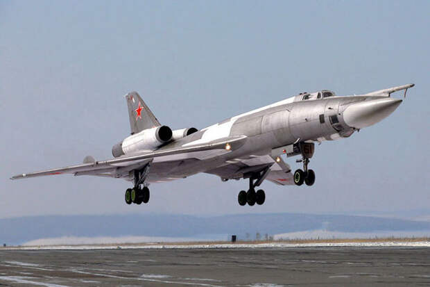 Ту-22