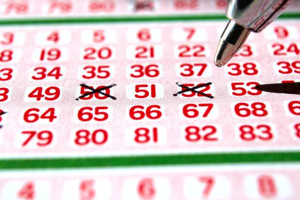 Победительнице лотереи отказались выплачивать выигранный 101 миллион рублей