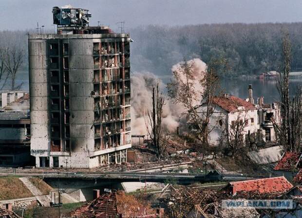 19 лет назад Югославия подверглась бомбардировкам. Югославия, Америка, нато, Дата, память, история, Политика, длиннопост