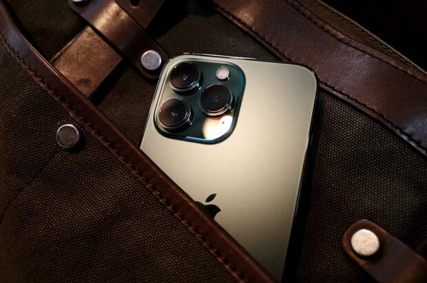 iPhone 17 Pro против Canon: эксперт провел тест и назвал победителя