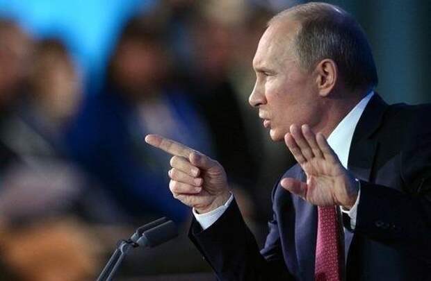 Путин пригрозил отставкой чиновникам, ставшим академиками РАН