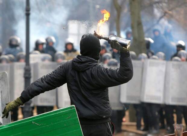 Беспорядки в Киеве