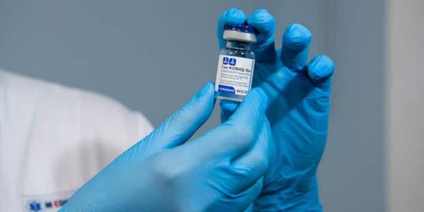 Вакцинацию от COVID-19 прошли 74% сотрудников транспортного комплекса Москвы / Фото: М.Мишин, mos.ru