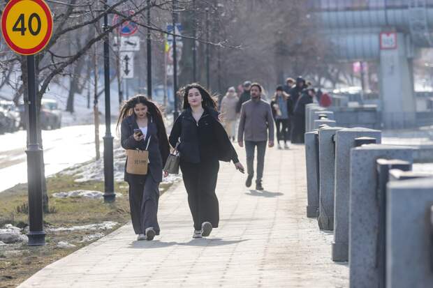 Названа помеха началу самостоятельной жизни у молодежи