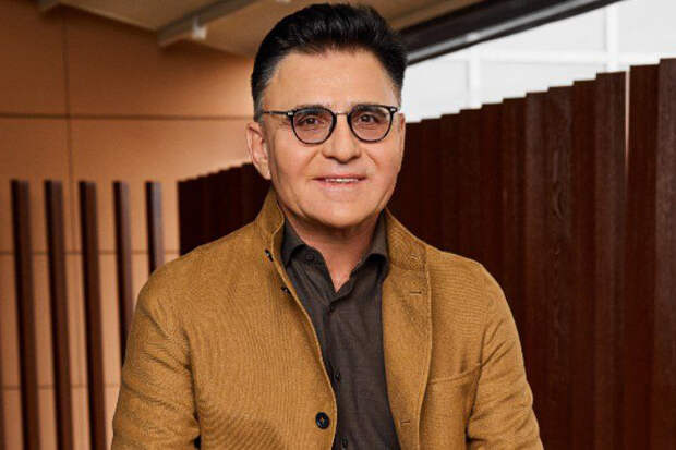 Глава «Газпром-медиа» рассказал о самых запоминающихся подарках на Новый год