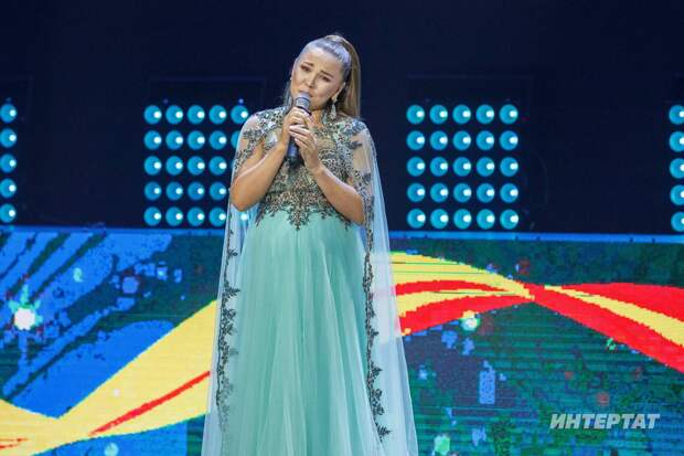 «Кибетләрдә бөтенләй йөрмиләрме әллә?» - Гүзәл Уразова ипи бәясен әйткәч, халык шаккаткан