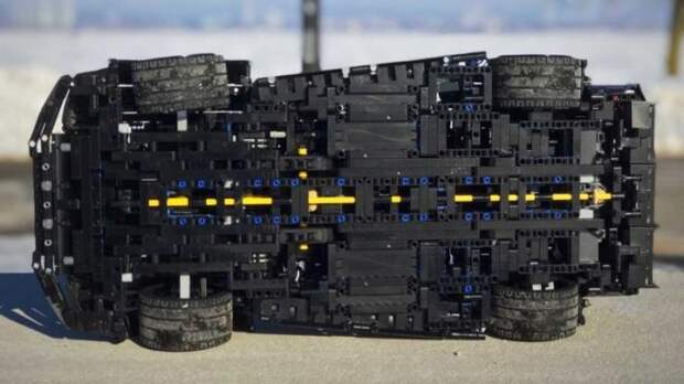 Копия Ford Mustang Кена Блока из деталей конструктора Lego