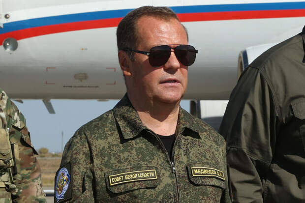 Junge Welt: слова Медведева о Евросоюзе стали сигналом для Европы и Украины