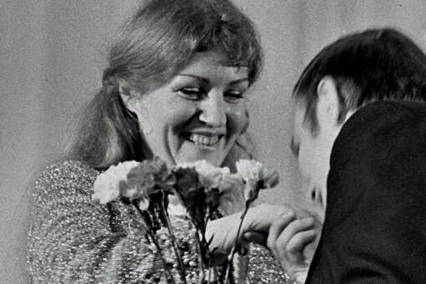 Певец Лещенко вспомнил о походах в гости к Анне Герман