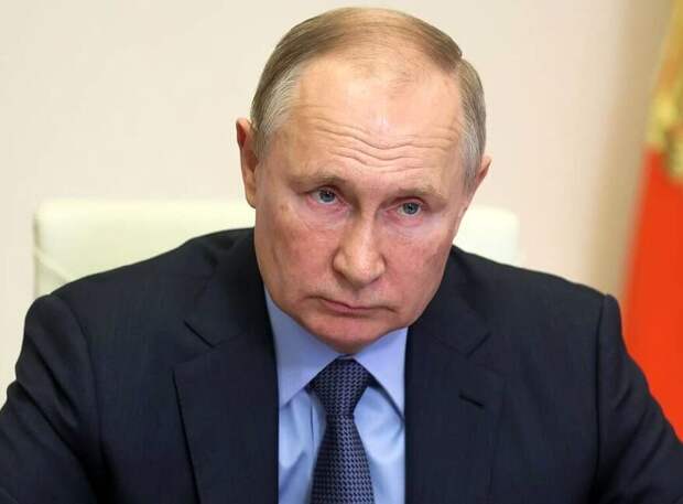 Путин готовит «10 сталинских ударов» в отношении Европы, считает Хазин