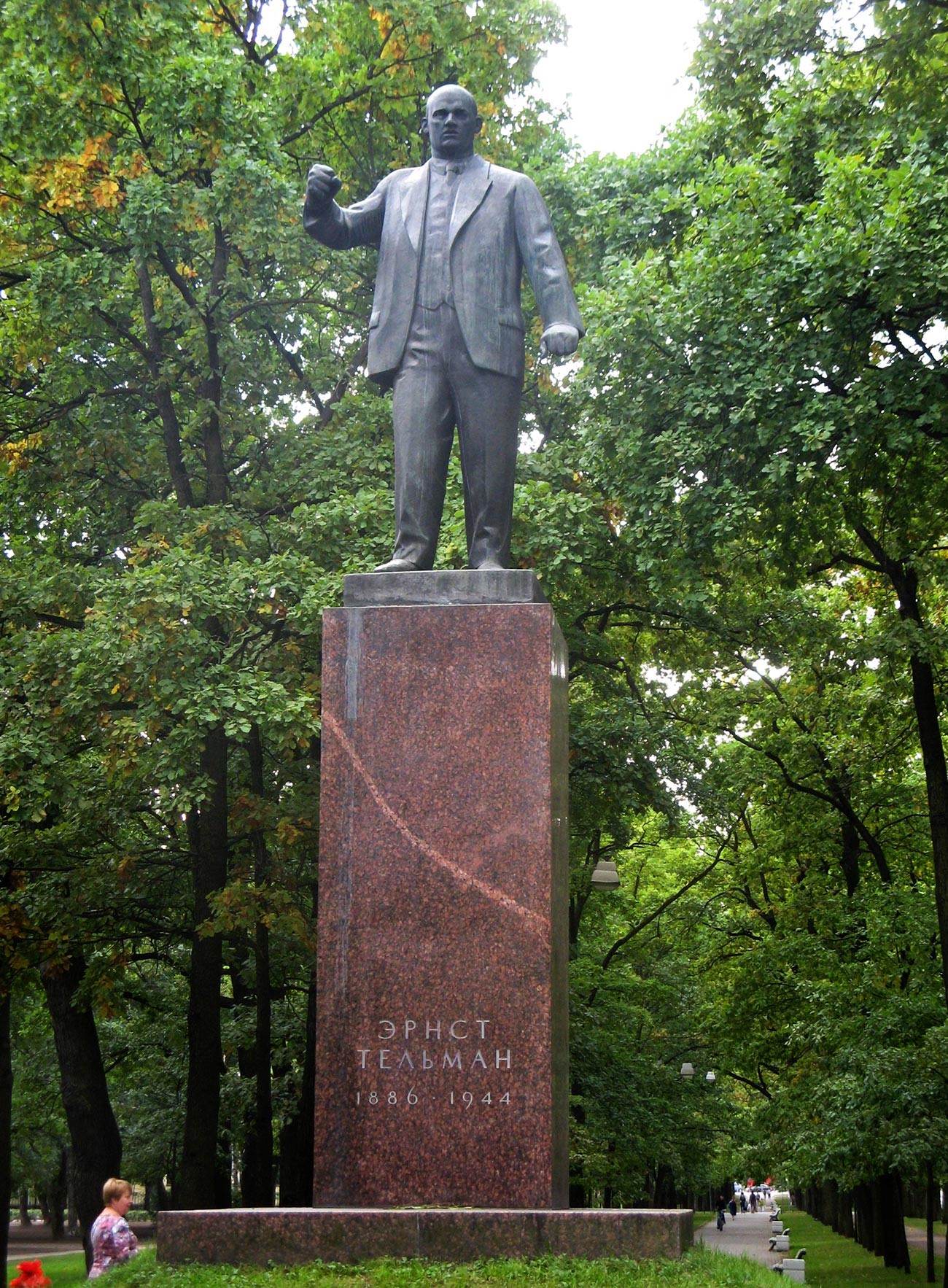 Как памятник Ленину оказался в фашистской Германии