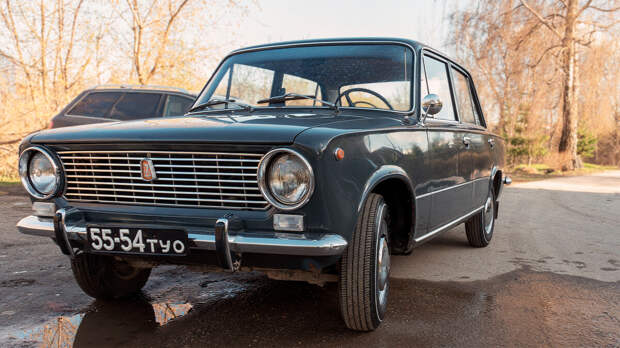 Ваз-2101 1972 года выпуска спасён с металлобазы