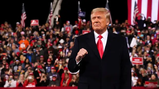 Советник Трампа заявил, что передача власти в США будет мирной