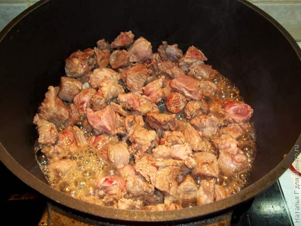 Рагу из мяса с овощами и зеленью