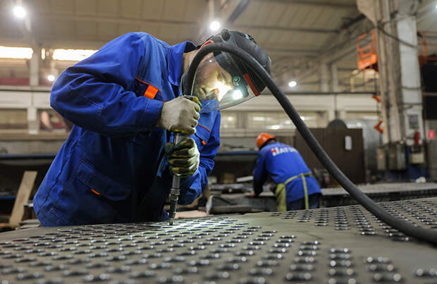 PMI обрабатывающих отраслей России в мае вырос до 50,2 пункта