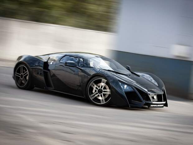 Российский спортивный автомобиль Marussia B2