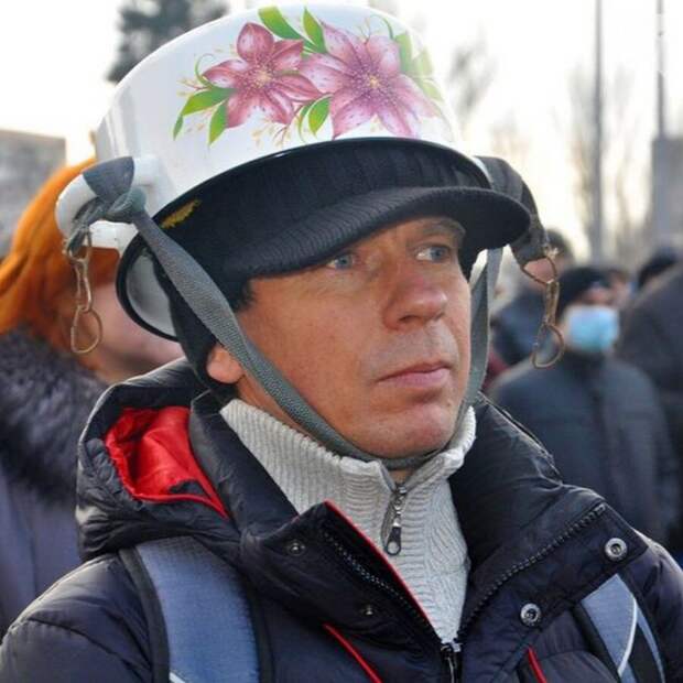 Наконец-то я узнал зачем на самом деле надевали киевляне кастрюли на Майдане