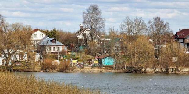 Власти Москвы разъяснили, как уехать на дачу в период майских праздников. Фото: mos.ru