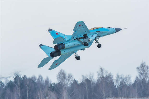 МиГ-35
