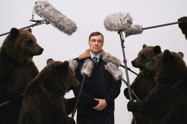 Евгений Цыганов снялся в фотосессии для издания The Blueprint